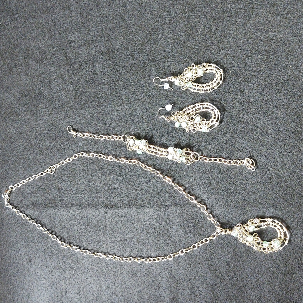 Necklace bracelet and earring set hand made
